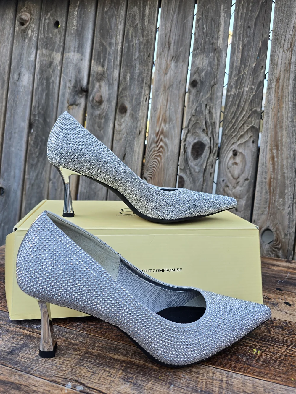 Cosy Elegant Women's Pointed Toe Heels in Silver Size 8